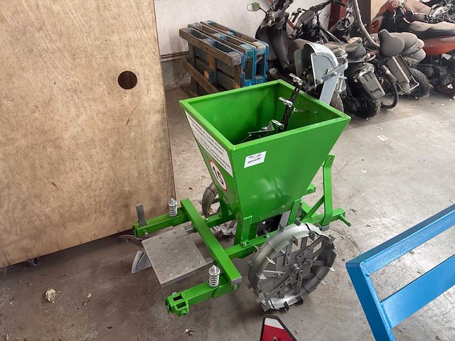 2025 bomet gemini aardappelpootmachine - afbeelding 3 van  9