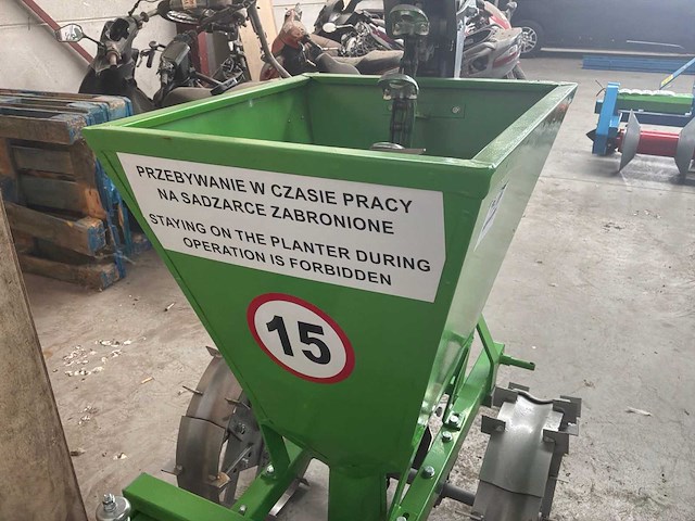 2025 bomet gemini aardappelpootmachine - afbeelding 6 van  9