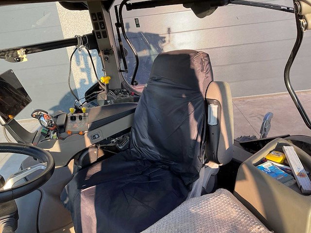 2025 case ih puma cvx 175 vierwielaangedreven landbouwtractor - afbeelding 13 van  32