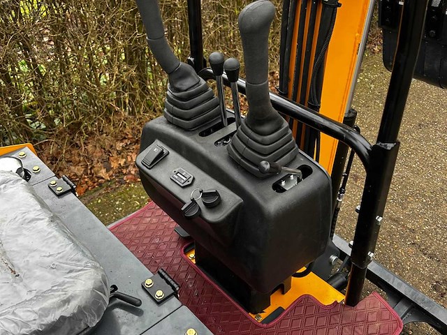 2025 crawler ht10 minigraafmachine - afbeelding 8 van  11