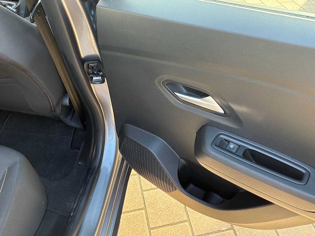 2025 dacia sandero vp auto - afbeelding 15 van  31