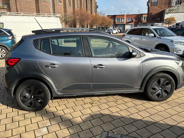 2025 dacia sandero vp auto - afbeelding 28 van  31