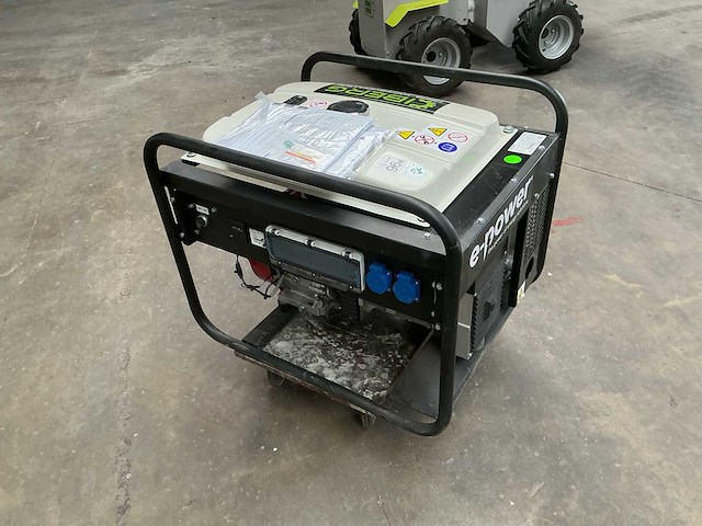 2025 e-power ep6000-25 2x 230v noodstroomaggregaat - afbeelding 1 van  7