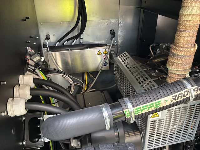 2025 e-power p-grid eu hybride stroomgenerator - afbeelding 10 van  32