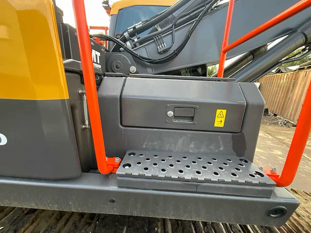 2025 excavator rupsgraafmachine - afbeelding 31 van  52