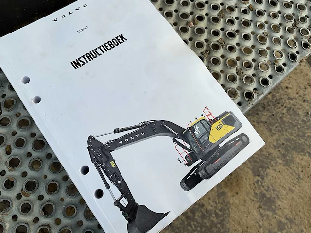 2025 excavator rupsgraafmachine - afbeelding 47 van  52