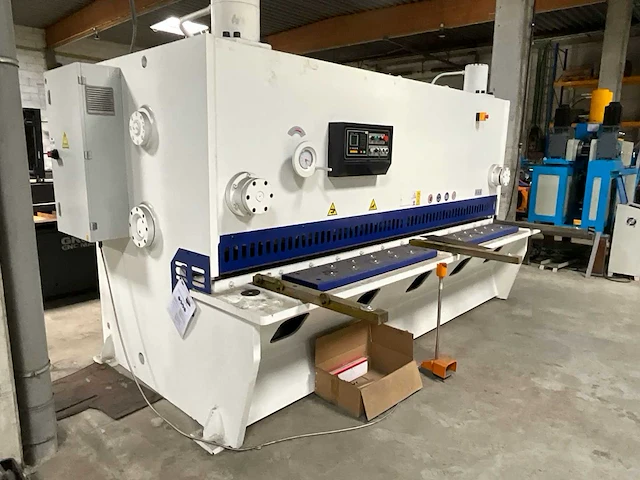 2025 grottus qc11k-serie - overige plaatbewerkingsmachines - afbeelding 2 van  9