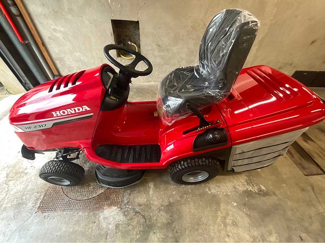 2025 honda hf 2317 hme tractor type maaier - afbeelding 7 van  12