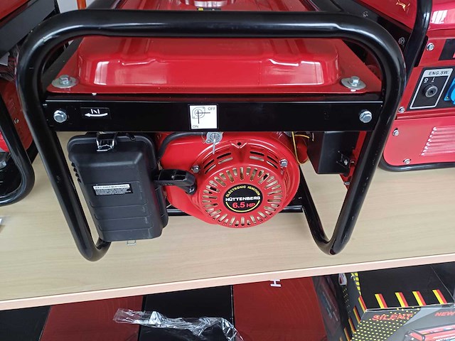 2025 huttenberg h8500w stroomgenerator - afbeelding 4 van  4