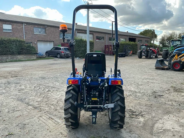 2025 iseki tm 3267e minitractor - afbeelding 16 van  21