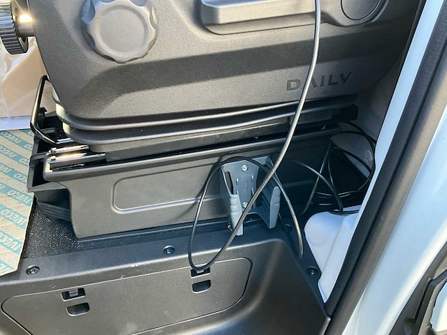 2025 iveco is35ci2aa kipper - afbeelding 21 van  49