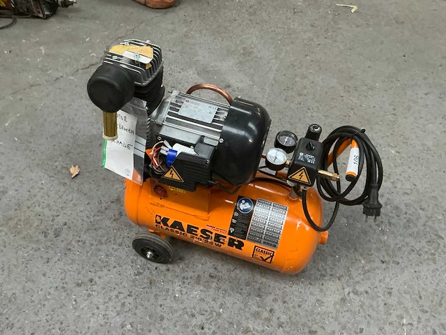 2025 kaeser classic 210/25w luchtcompressor te herstellen - afbeelding 3 van  7