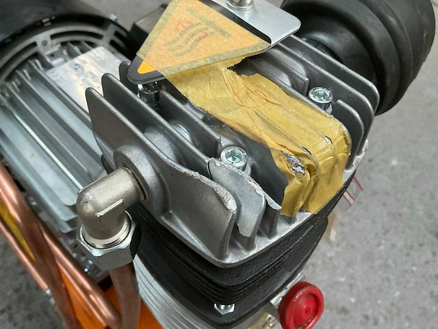 2025 kaeser classic 210/25w luchtcompressor te herstellen - afbeelding 5 van  7