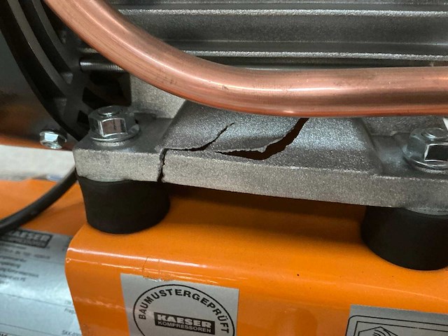 2025 kaeser classic 210/25w luchtcompressor te herstellen - afbeelding 6 van  7