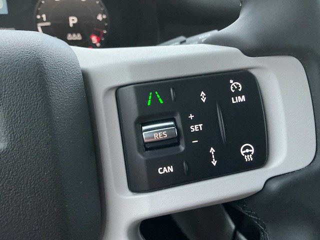 2025 land rover defender - afbeelding 9 van  32