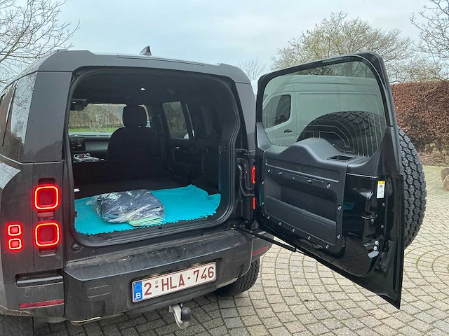 2025 land rover defender - afbeelding 17 van  32