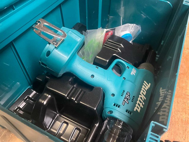 2025 makita drv250zj accu klinknagelpistool (nieuw) - afbeelding 2 van  4