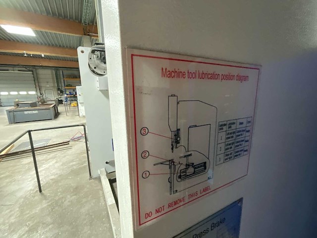 2025 metaleen we67k-160t/3200 cnc hydraulische kantpers. - afbeelding 19 van  19