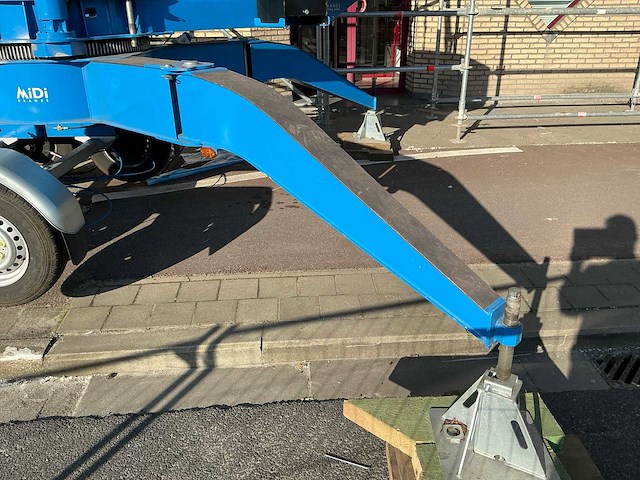 2025 midi cranes ls15.17 rd mobiele torenkraan - afbeelding 14 van  17