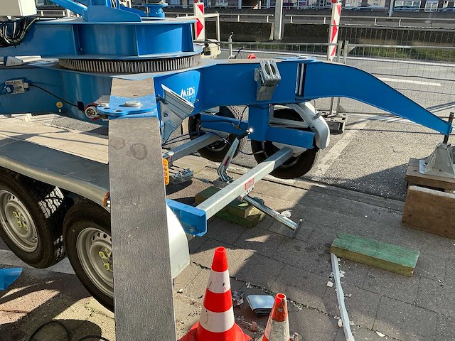 2025 midi cranes ls15.17 rd mobiele torenkraan - afbeelding 5 van  23