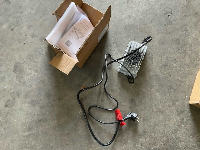 2025 noblelift nr530 schoonmaakwagen ongebruikt! nieuw!! - afbeelding 2 van  10