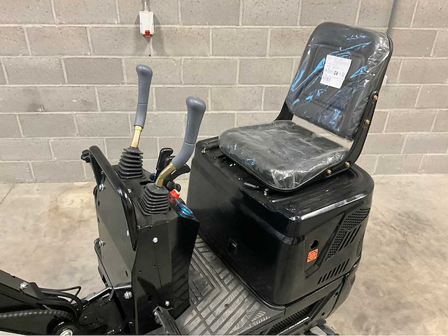 2025 nuoman minigraafmachine 700kg - met garantie - afbeelding 15 van  17