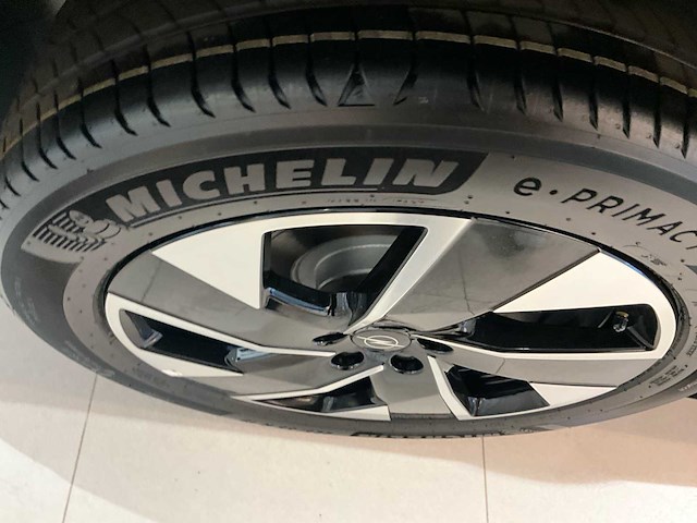2025 opel grandland personenauto - afbeelding 16 van  18