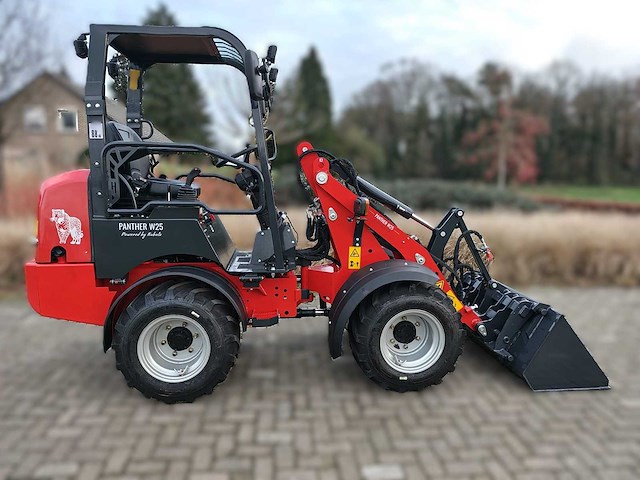 2025 panther w25 (kubota) miniloader - afbeelding 21 van  32