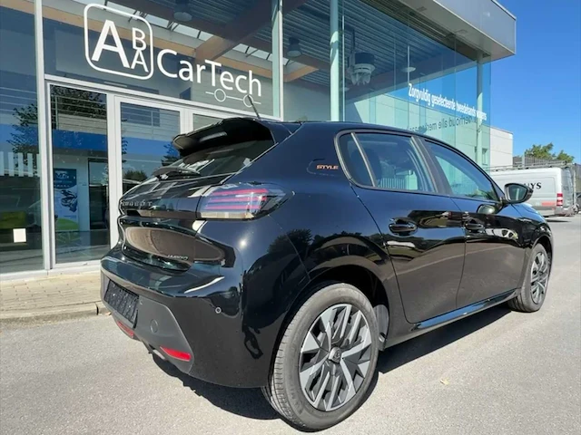 2025 peugeot 208 personenauto - afbeelding 19 van  27