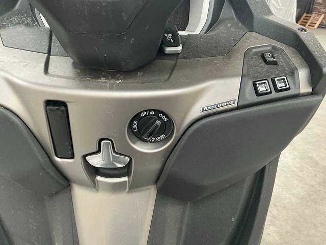 2025 piaggio mp3 530 hpe - afbeelding 1 van  2