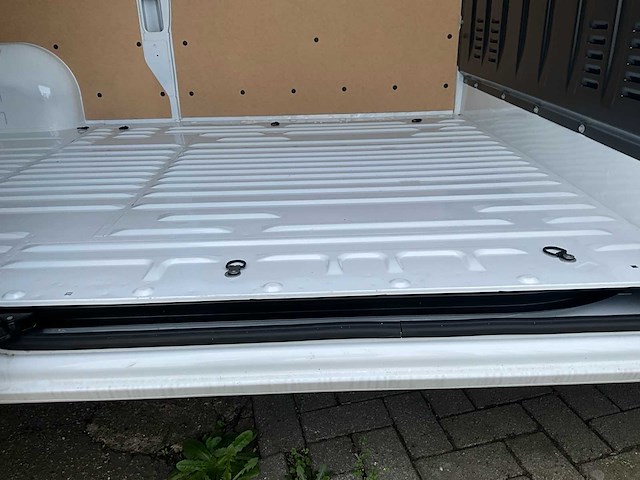 2025 renault master l2h2 full electric e-tech camionette electrisch - afbeelding 25 van  44