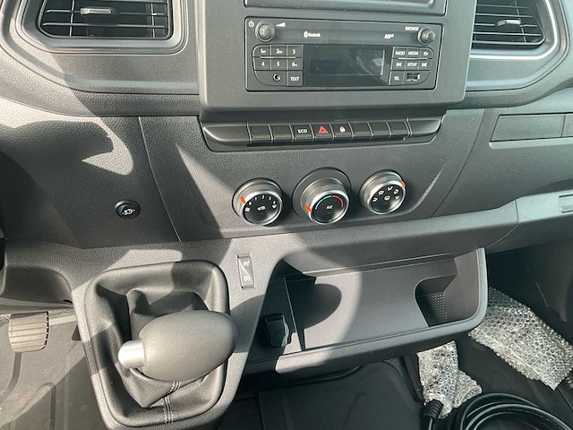 2025 renault master l2h2 full electric e-tech camionette electrisch - afbeelding 17 van  44