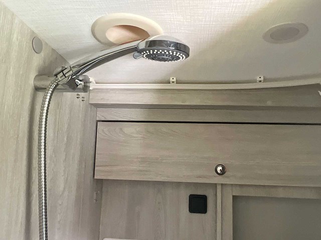 2025 roller team livingstone 6 camper - 35975km - uitstekende staat - afbeelding 36 van  74