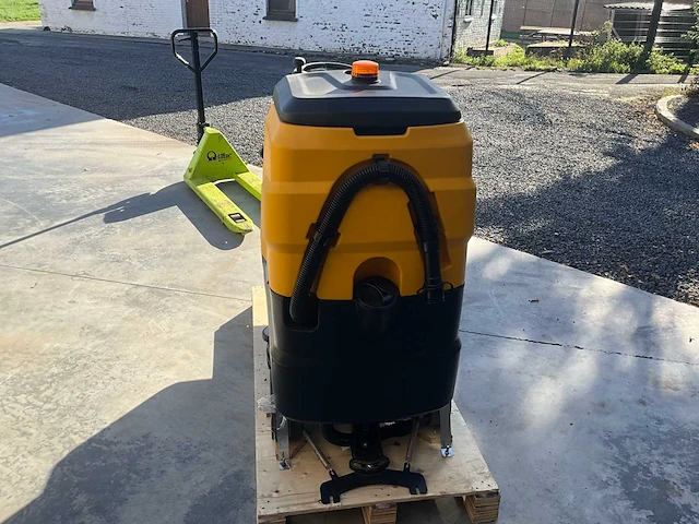 2025 rte ride-on scrubber ride-on scrubber ride-on scrubber droger rte rofs-70 – nieuw – 2025 - afbeelding 9 van  13