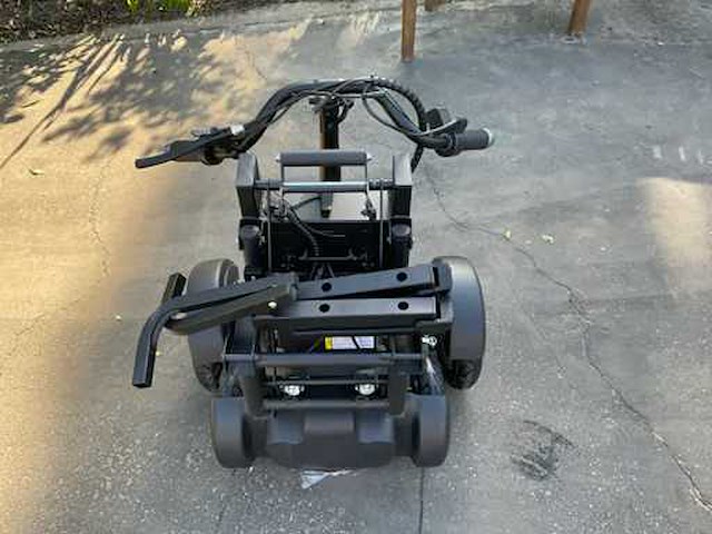 2025 scootmobiel - afbeelding 3 van  12