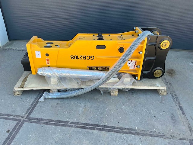 2025 sewoomic gcb210s hydraulische sloophamer - afbeelding 1 van  3
