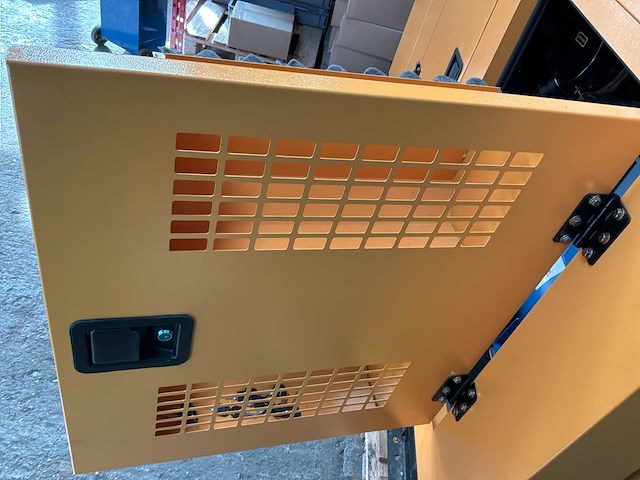 2025 stahltech 4105 diesel generatorset - afbeelding 10 van  25