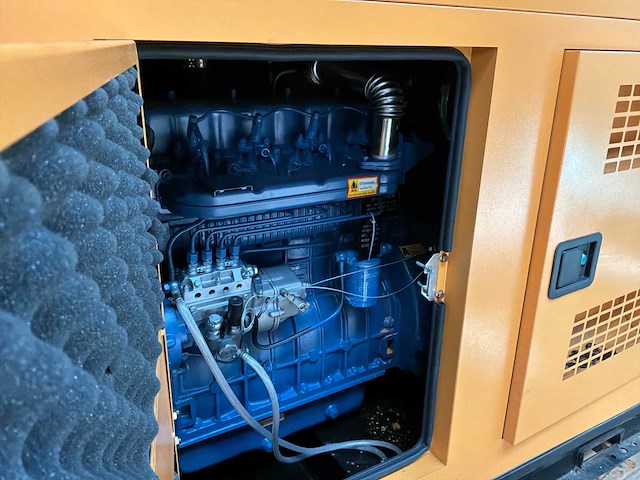 2025 stahltech 4105 diesel generatorset - afbeelding 6 van  25