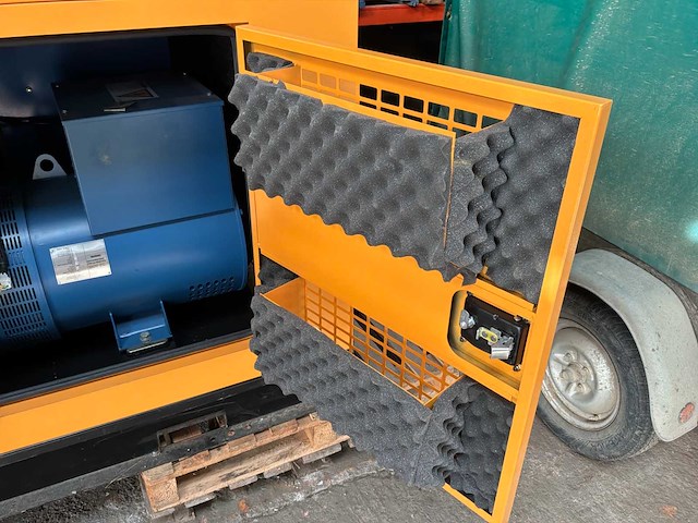 2025 stahltech 4105 diesel generatorset - afbeelding 17 van  18