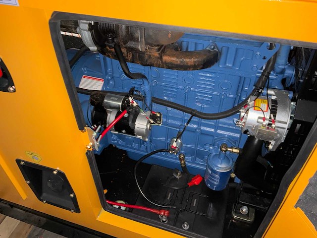 2025 stahltech 4105 diesel generatorset - afbeelding 21 van  25