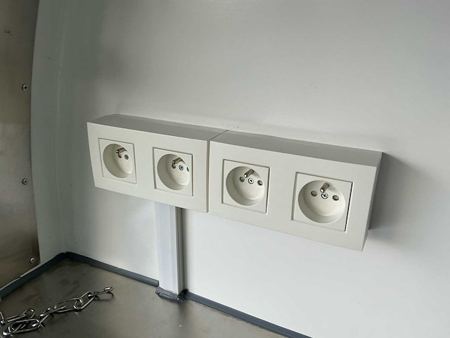 2025 tune pst-tn20 foodtruck - afbeelding 30 van  42