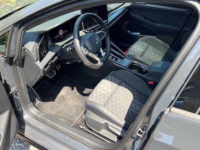 2025 volkswagen golf golf viii etsi auto - afbeelding 12 van  28