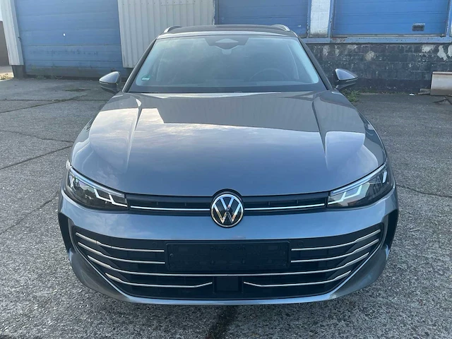 2025 volkswagen passat variant personenauto - afbeelding 27 van  28