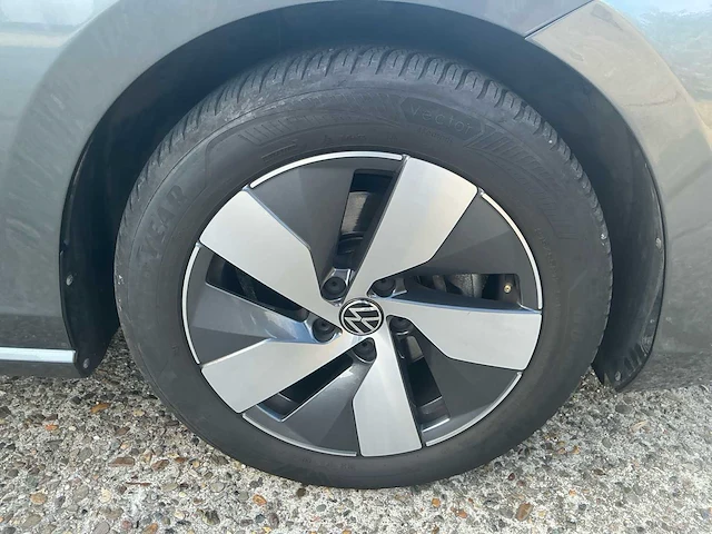 2025 volkswagen passat variant personenauto - afbeelding 3 van  28