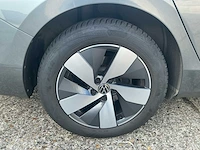 2025 volkswagen passat variant personenauto - afbeelding 2 van  28