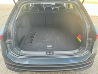 2025 volkswagen passat variant personenauto - afbeelding 18 van  28