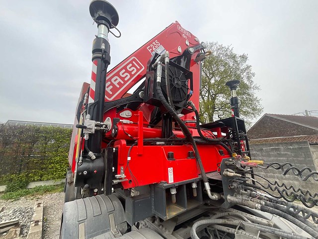 2025 wabco tipper met fassi f235 /sk18/25 kraan – semi-oplegger kiep - afbeelding 3 van  19