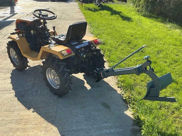 2025 yarmax 195fc wi18d 18hp agri 4x4 met ploeg - minitractor - afbeelding 20 van  26