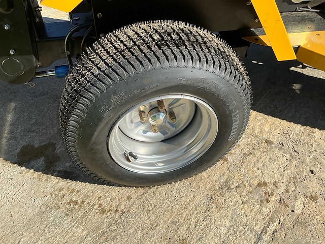2025 yarmax 195fc wi18d 18hp met klepelmaaier - minitractor - afbeelding 2 van  26