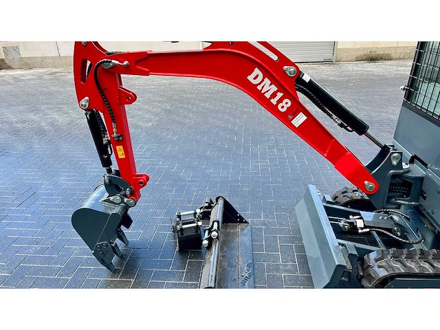 2026 - dmpro kubota - dm18 - mini-excavator - afbeelding 18 van  20